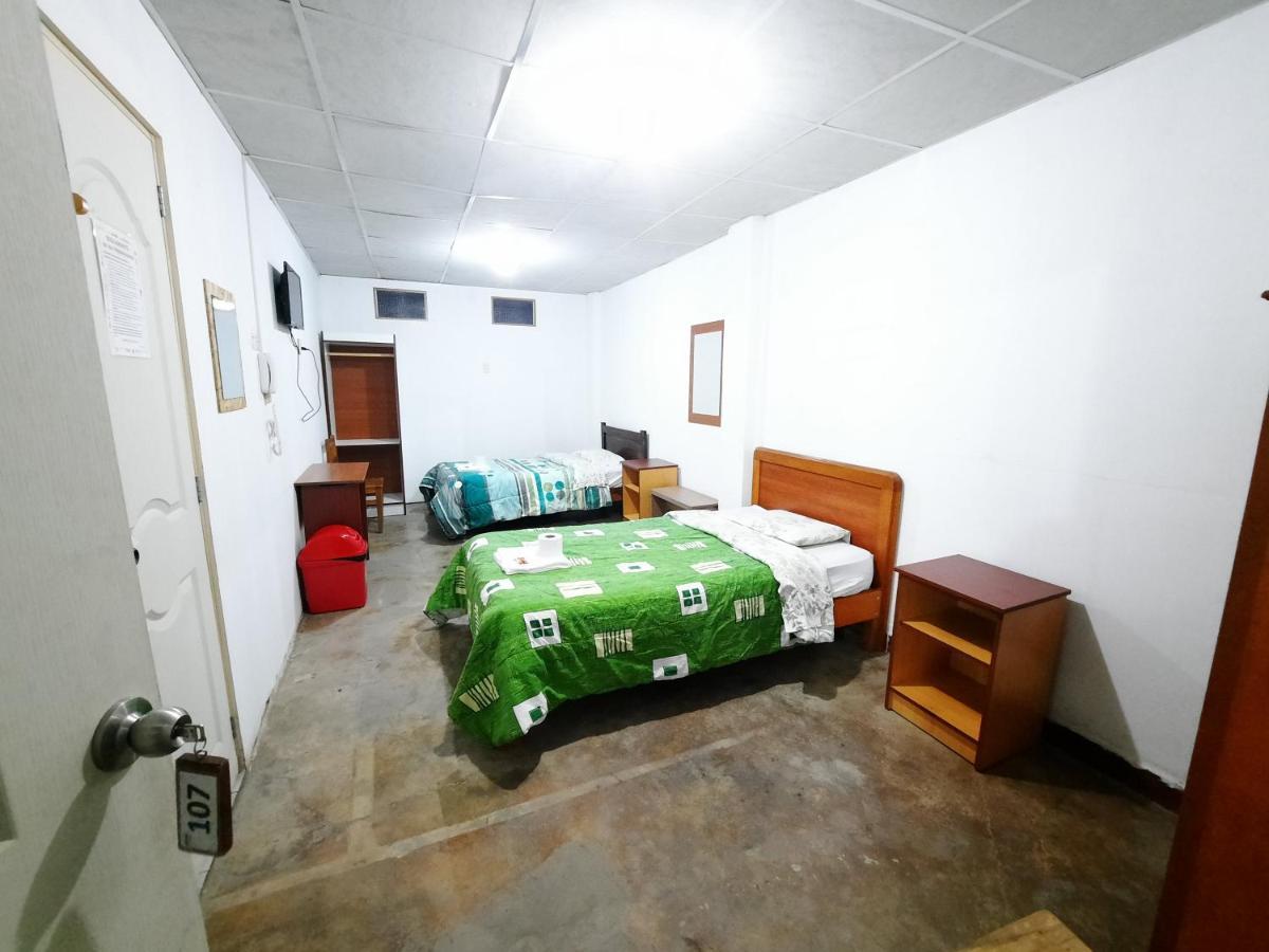 Hostal Dulzura Caraz Екстер'єр фото