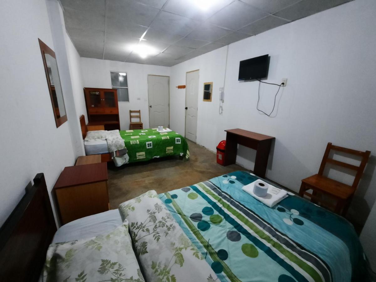 Hostal Dulzura Caraz Екстер'єр фото