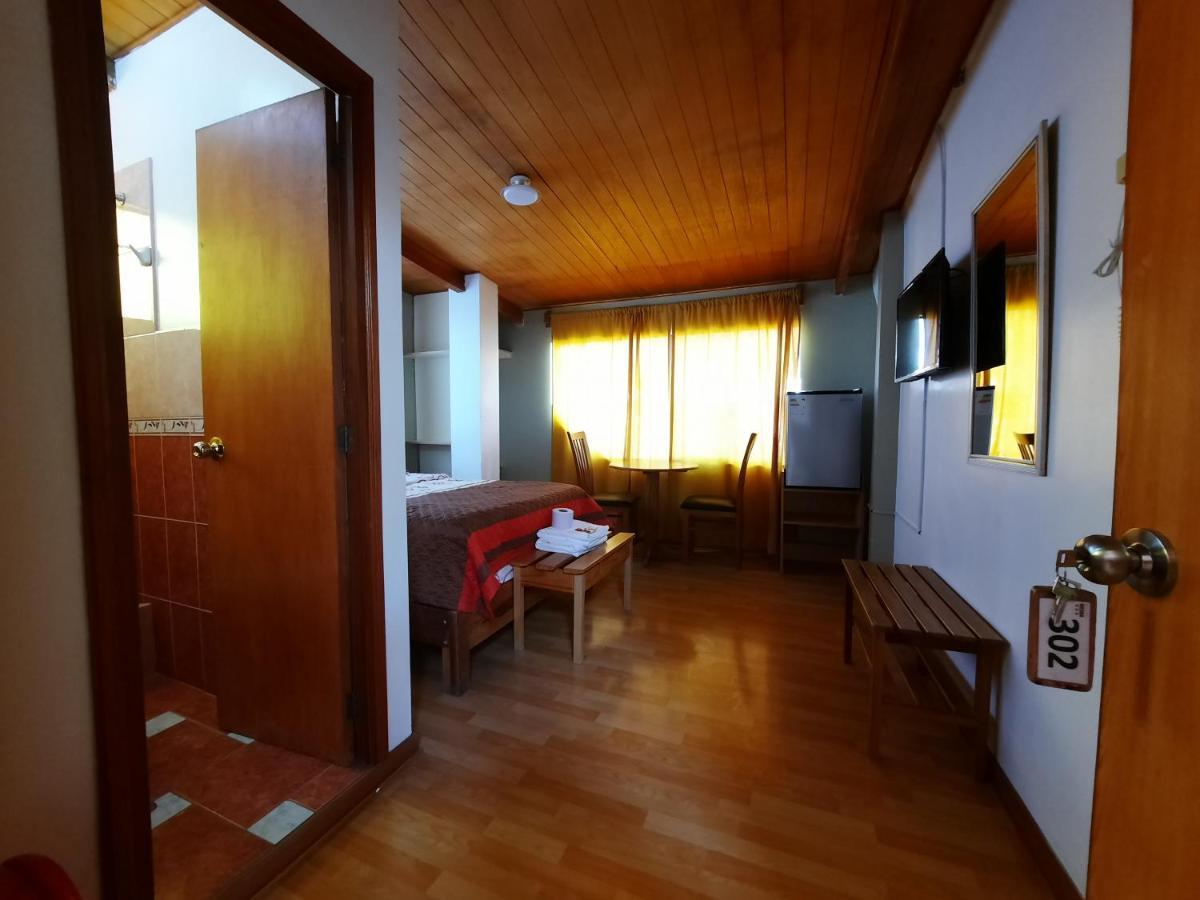 Hostal Dulzura Caraz Екстер'єр фото
